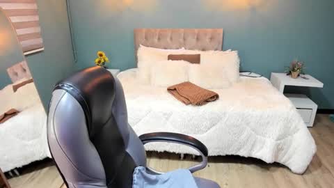 Snapshot of miss_cataleya__ chatting on 25, 10, 2025 Cataleya online show from 25, 10, 2025