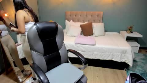 Snapshot of miss_cataleya__ chatting on 8, 11, 2025 Cataleya online show from 8, 11, 2025