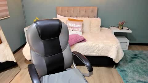 Snapshot of miss_cataleya__ chatting on 19, 12, 2025 Cataleya online show from 19, 12, 2025