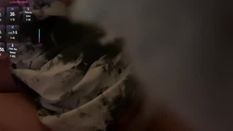 miss criss xoxo online show from 18, 9, 2025