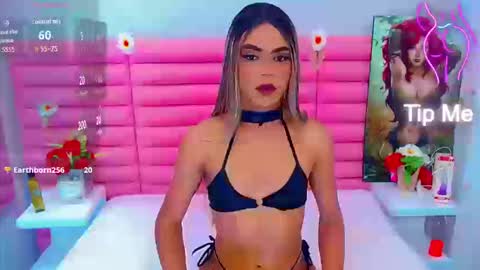 Snapshot of miss_dania chatting on 18, 10, 2025 DANIA online show from 18, 10, 2025