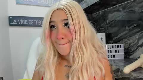 Danika online show from 8, 11, 2025