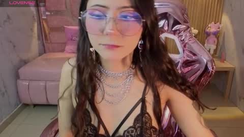 Snapshot of miss_devil_s chatting on 6, 2, 2026 miss_devil_s online show from 6, 2, 2026