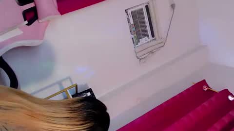 miss_ephrail online show from 10, 1, 2026