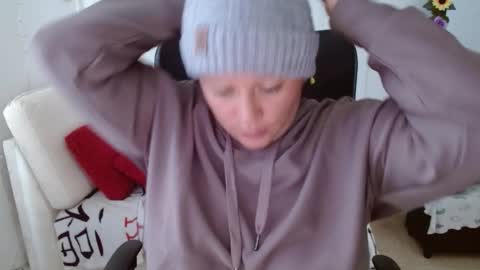 Miss Evoleth online show from 1, 12, 2025