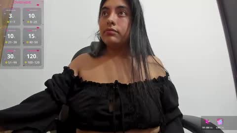 miss_eylens online show from 8, 3, 2025