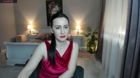 Miss Giulia online show from 10, 2, 2025