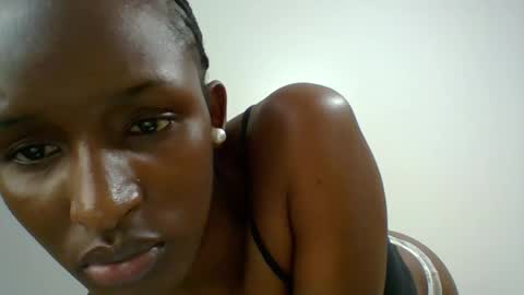 kiki online show from 12, 10, 2025