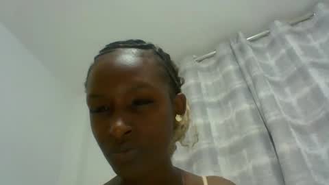 Snapshot of miss_kiki7 chatting on 1, 2, 2026 kiki online show from 1, 2, 2026