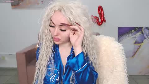 miss_kiten online show from 15, 2, 2025