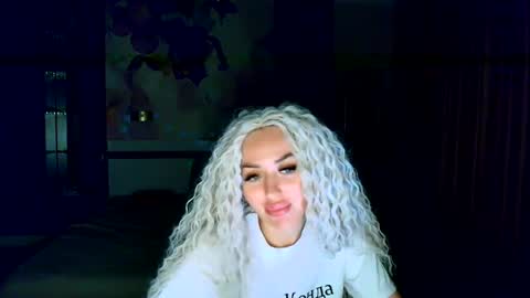 miss_kiten online show from 14, 9, 2025