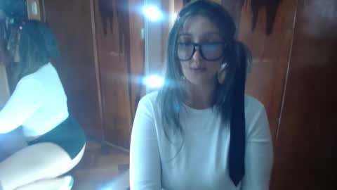 lilieth  online show from 15, 2, 2025