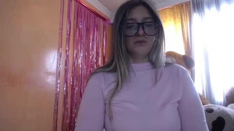 lilieth  online show from 24, 10, 2025