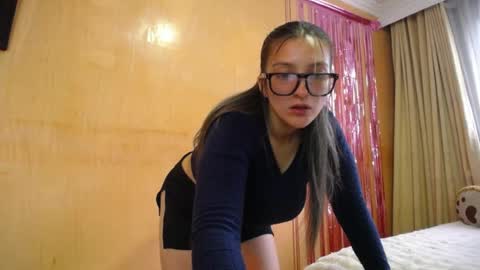 Snapshot of miss_lilieth chatting on 4, 5, 2026 lilieth online show from 4, 5, 2026