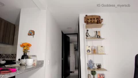 Goddess Myers  thumb up is important for me kisses  online show from 8, 9, 2025