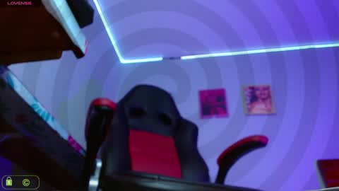    100 thumbs up online show from 16, 1, 2025