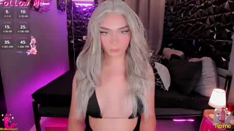 miss devil online show from 22, 4, 2026