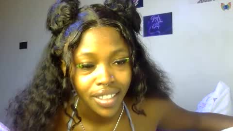 miss_sexyyy online show from 13, 10, 2025
