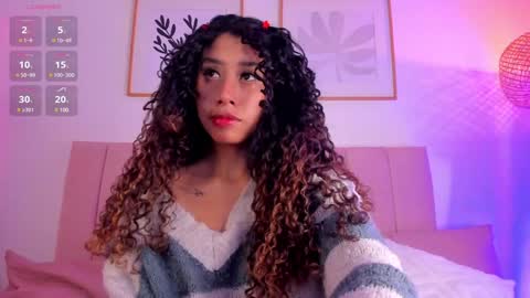 Amy Olivera online show from 7, 2, 2025