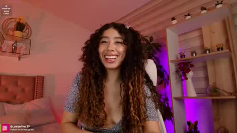 Amy Olivera online show from 12, 3, 2025