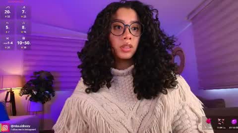 Snapshot of miss_sidney chatting on 16, 7, 2026 Amy Olivera online show from 16, 7, 2026