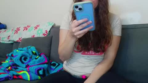 Bella online show from 28, 10, 2025