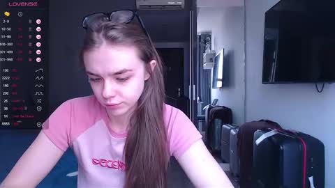 Snapshot of miss_sweetbb chatting on 26, 1, 2025 Bella online show from 26, 1, 2025