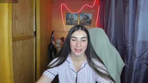 Snapshot of miss_tasy chatting on 18, 2, 2025 Melanie January 15th is my birthday there will be an interesting show online show from 18, 2, 2025