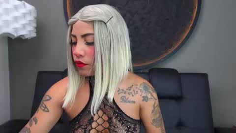 Vaiolette online show from 4, 10, 2025