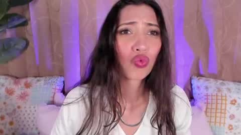 Snapshot of miss_veronica2 chatting on 1, 7, 2026 Miss Veronica online show from 1, 7, 2026