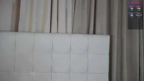 Snapshot of miss_viktoria chatting on 9, 11, 2025 Miss Victoria online show from 9, 11, 2025