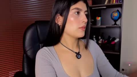 Laura online show from 14, 7, 2026