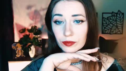 Snapshot of missbeverlymills chatting on 22, 2, 2025 The divine Beverly online show from 22, 2, 2025