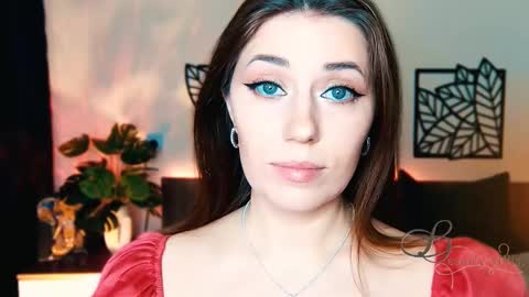 Snapshot of missbeverlymills chatting on 24, 2, 2025 The divine Beverly online show from 24, 2, 2025