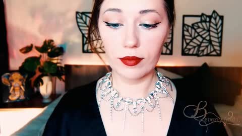 Snapshot of missbeverlymills chatting on 1, 3, 2025 The divine Beverly online show from 1, 3, 2025