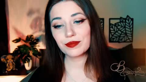 Snapshot of missbeverlymills chatting on 6, 3, 2025 The divine Beverly online show from 6, 3, 2025