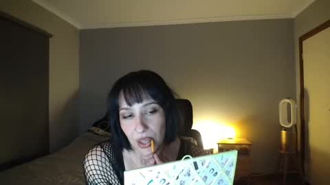 MissCarmilla444 online show from 15, 9, 2025