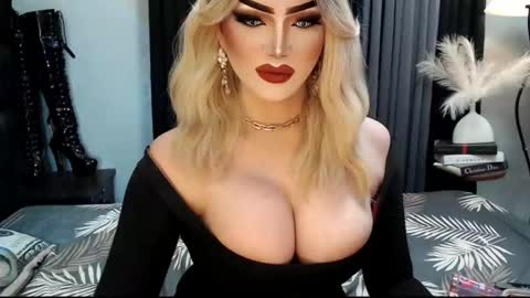 PRIESTESS CHANNEL online show from 4, 12, 2025