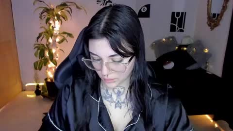 Snapshot of misscharlottte_18 chatting on 4, 12, 2024 Missy Charlottte.  Hey remember to give me a thumbs up ty online show from 4, 12, 2024