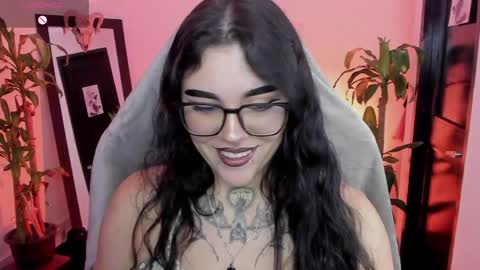 Missy Charlottte.  Hey remember to give me a thumbs up ty online show from 9, 4, 2026