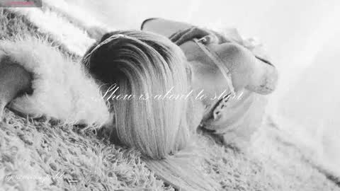 Snapshot of misschloe__ chatting on 30, 10, 2025 Chloe freelance model Please your thumbs up are important online show from 30, 10, 2025