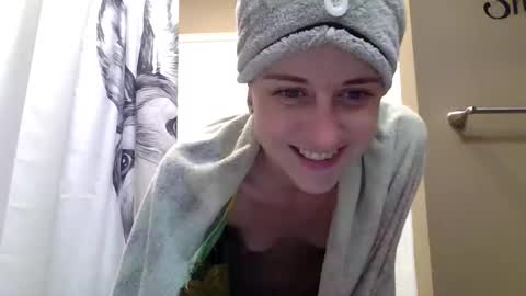 Snapshot of misseeva chatting on 5, 3, 2026 MissEeva online show from 5, 3, 2026