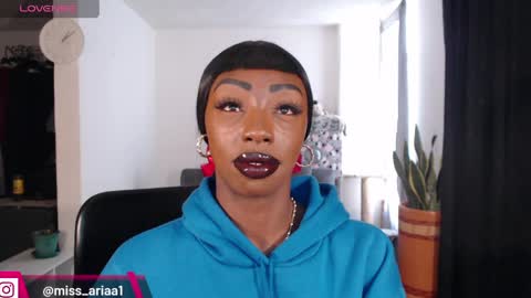 Emilie Diaz online show from 22, 5, 2026