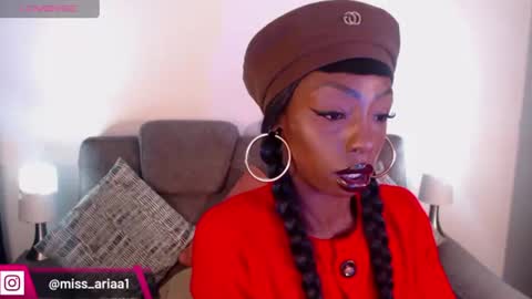 Snapshot of missemilie1 chatting on 9, 6, 2026 Emilie Diaz online show from 9, 6, 2026