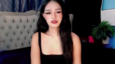 Snapshot of missionary_addiction_cumshot chatting on 23, 7, 2026 im your queen steffie online show from 23, 7, 2026