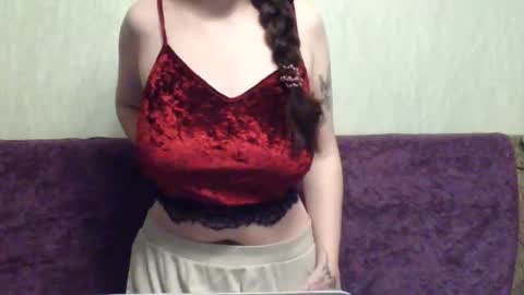 missis mona online show from 4, 6, 2026