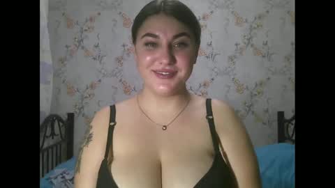 Snapshot of misskiss878 chatting on 8, 3, 2025 Lisa online show from 8, 3, 2025