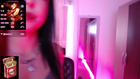 Snapshot of misslana_wn chatting on 31, 1, 2025 LanaLul online show from 31, 1, 2025