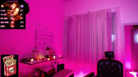 Snapshot of misslana_wn chatting on 6, 3, 2025 LanaLul online show from 6, 3, 2025