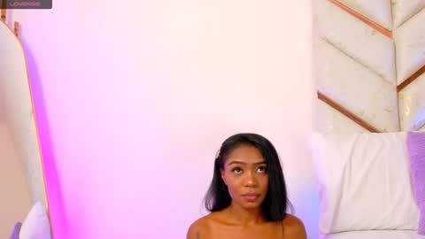 lyly  independient model online show from 3, 5, 2026